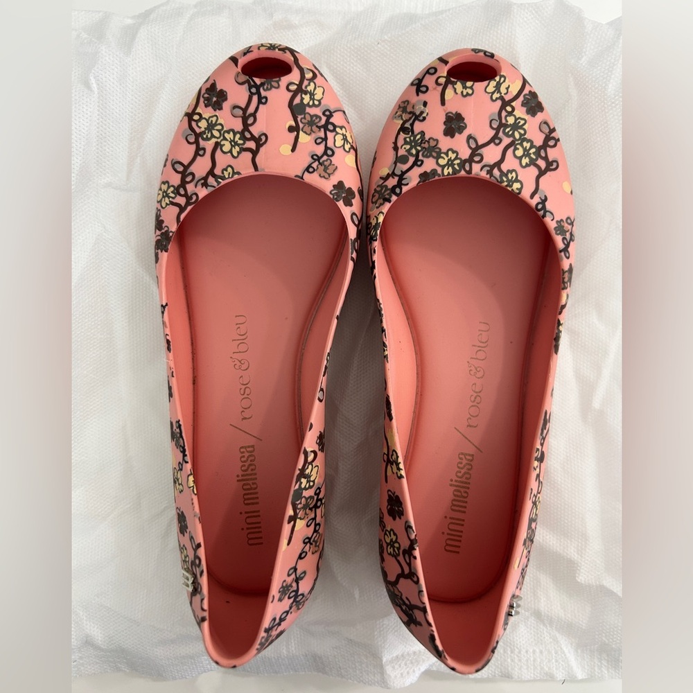 Mini Melissa shoes, size 2